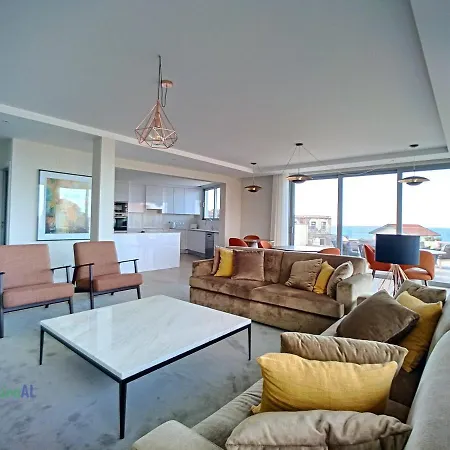 Pearls Beach Penthouse *